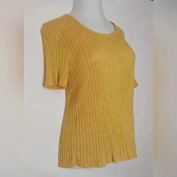 Pierre Cardin, Vintage, Short Sleeve Pullover, Sweater, Blouse, Size M - Picture 1 of 2